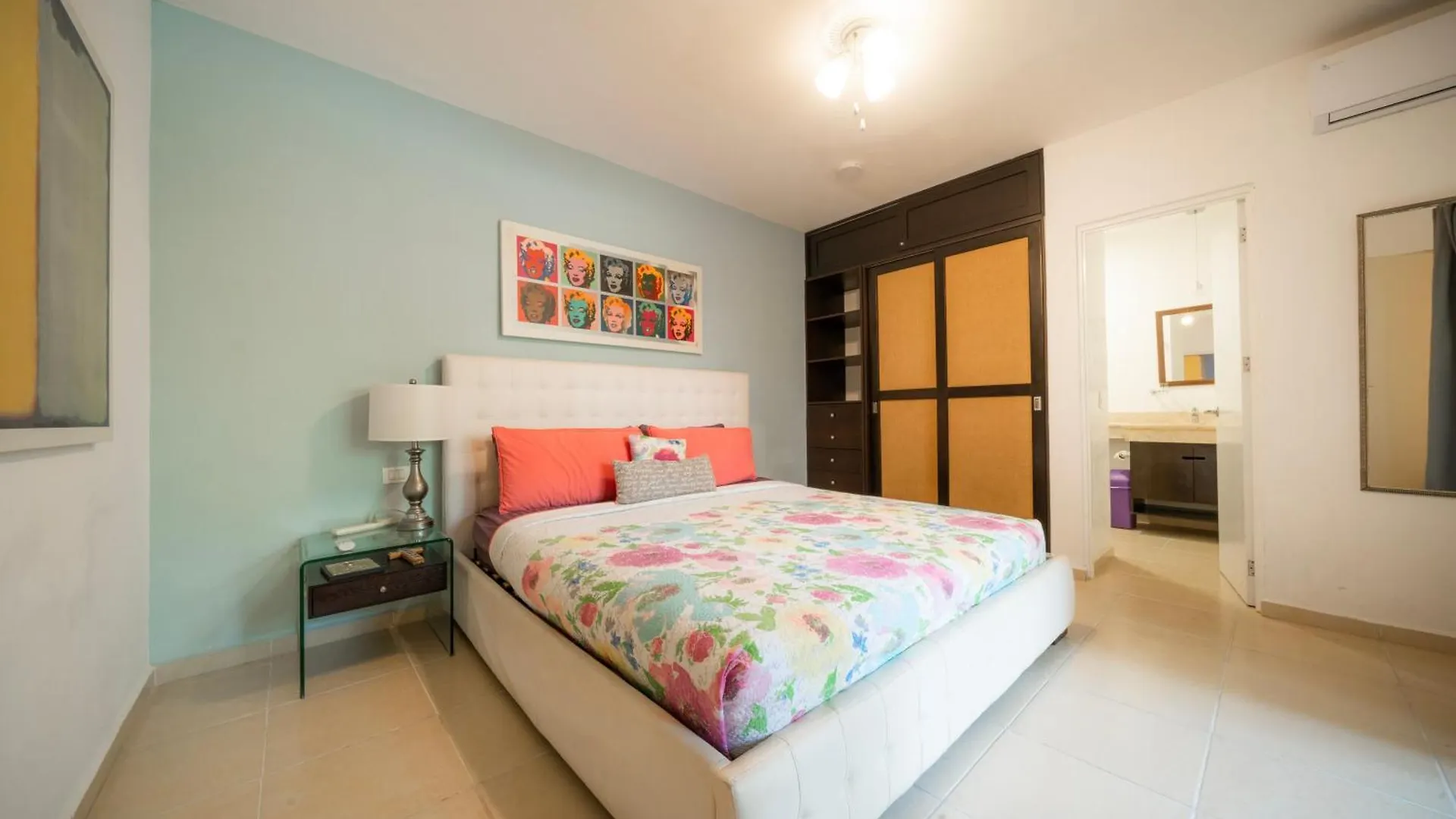 Peregrina - 3 Bedroom Condo In Center Of Playa Del Carmen Mexico