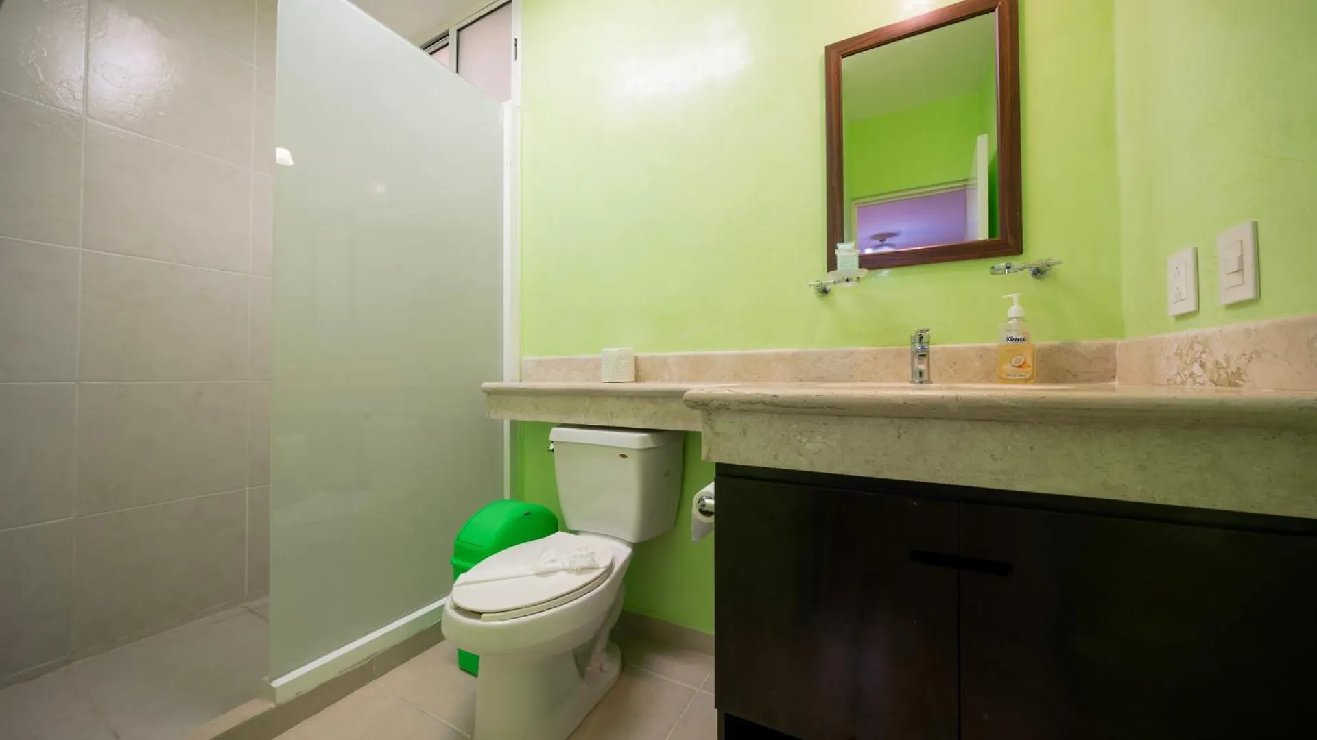 Peregrina - 3 Bedroom Condo In Center Of Playa Del Carmen