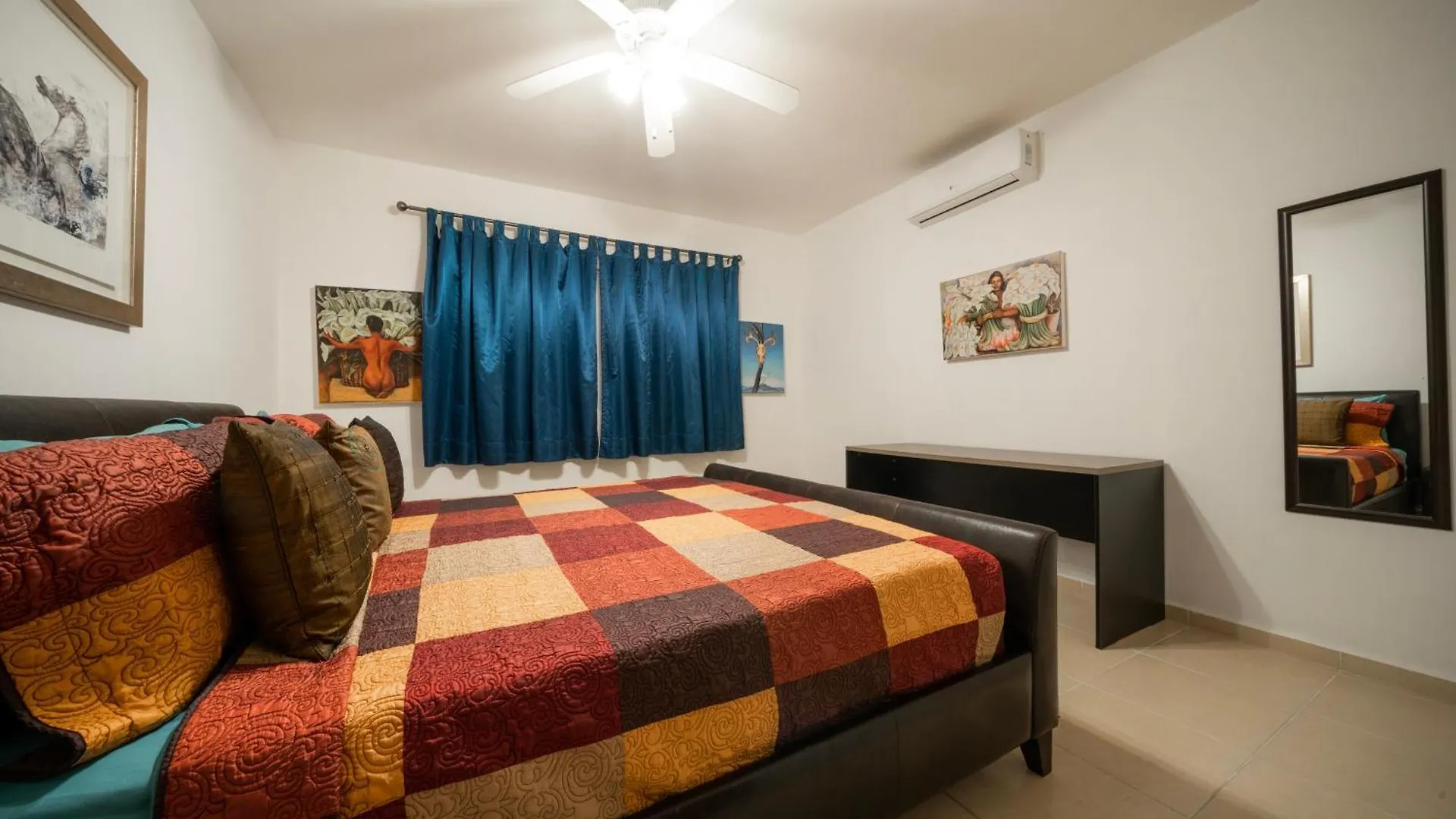 Peregrina - 3 Bedroom Condo In Center Of Playa Del Carmen
